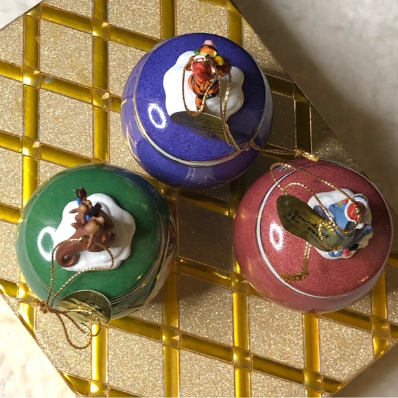 Bradford Editions Disney Winnie The Pooh, "Sounds Of The Season" Bell Ornaments - Picture 7 of 16